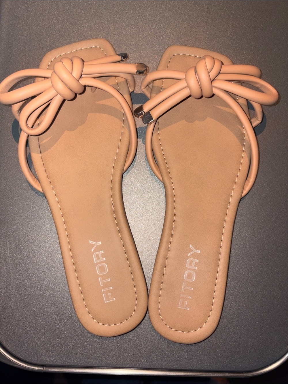 Knot Strap Slide Sandals